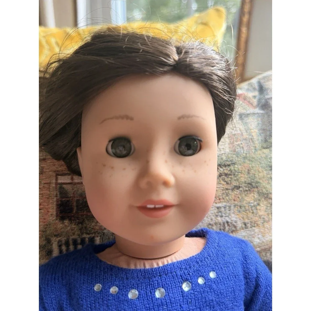 American Girl Truly Me Doll Brunette Green Eyes Freckles 18” Blue Dress AS IS
